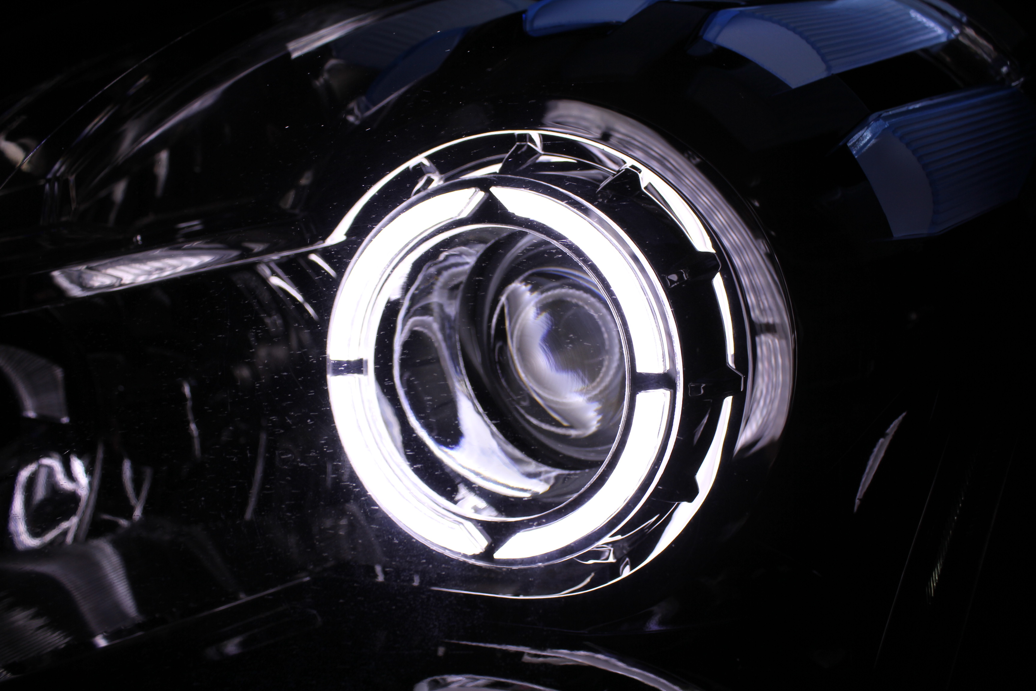 ヘッドライトイカリング加工