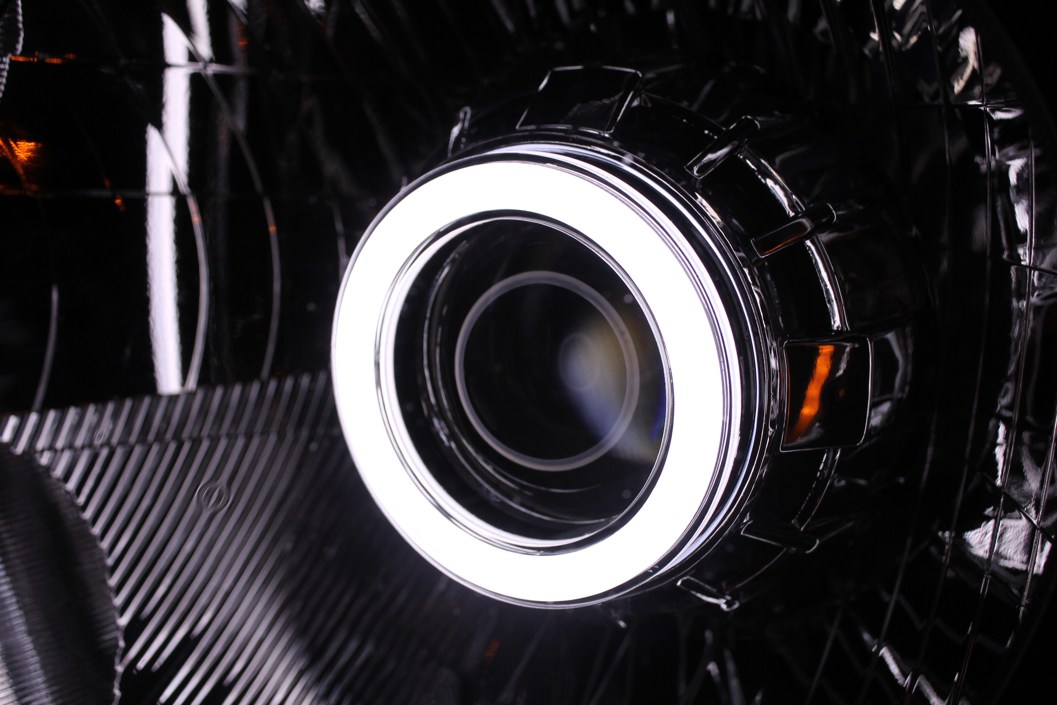 ヘッドライトイカリング加工