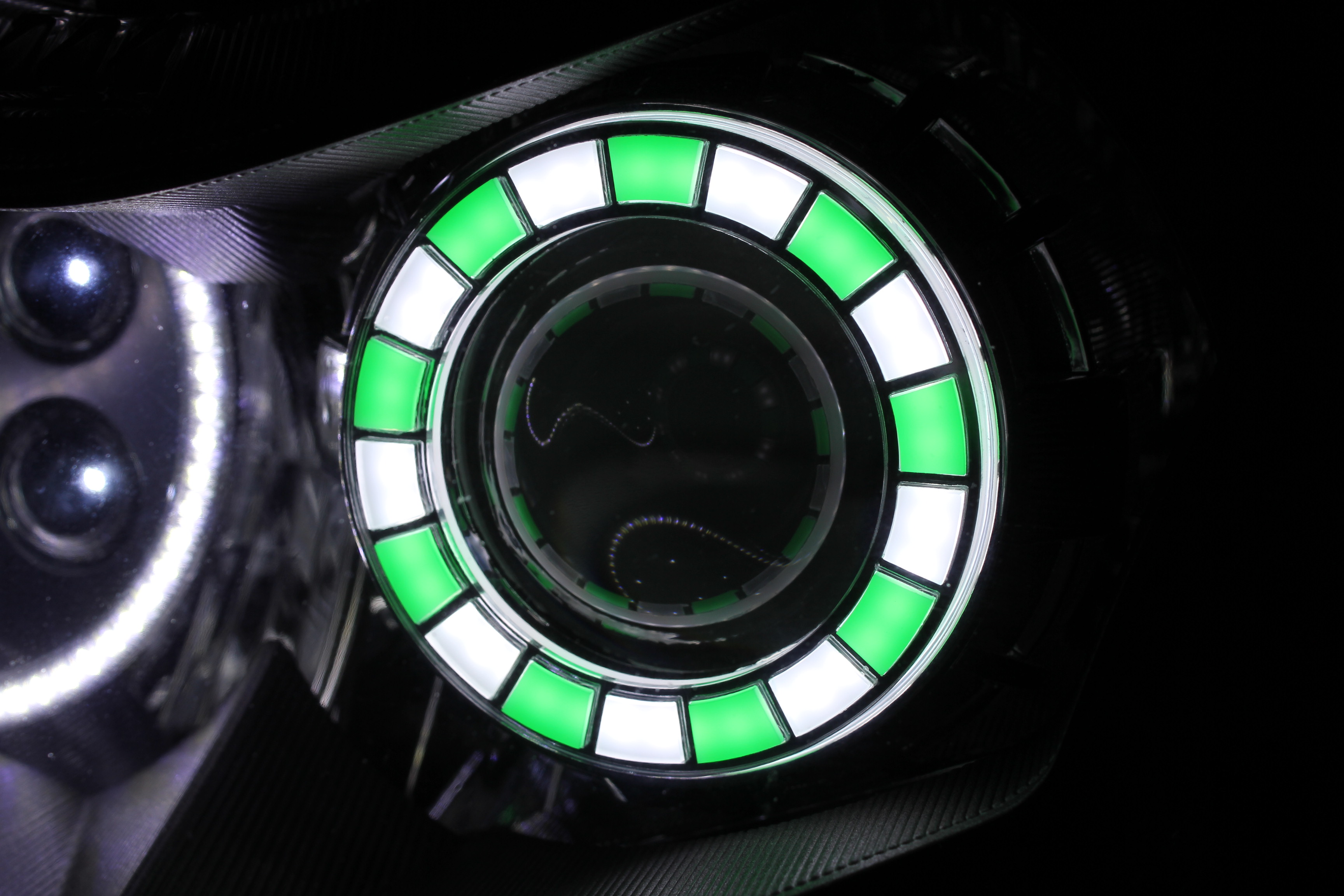 ヘッドライトイカリング加工