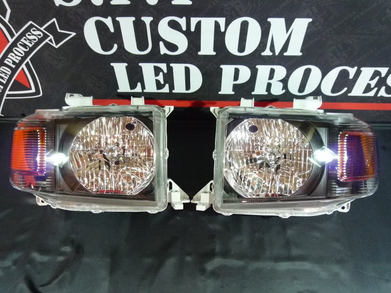 ランクル　ヘッドライト　インナーブラック塗装